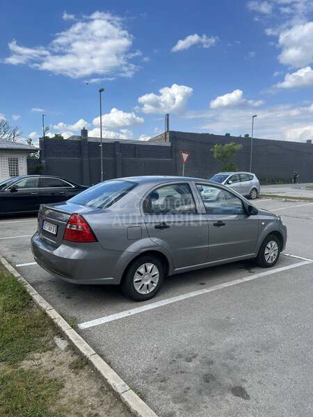 Chevrolet Aveo 1.2 LT