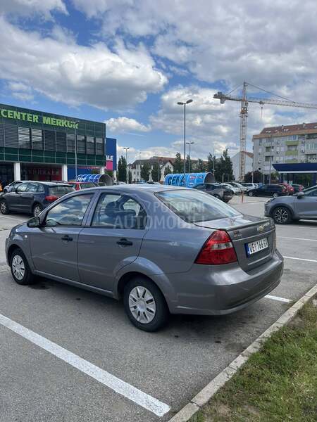Chevrolet Aveo 1.2 LT