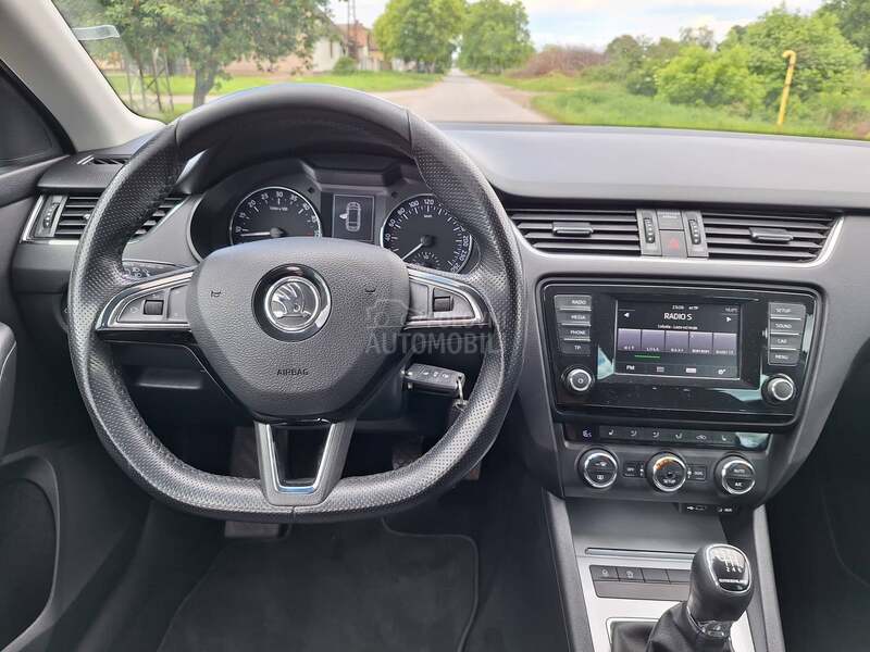 Škoda Octavia 1.6 TDI,PREEDIVNA