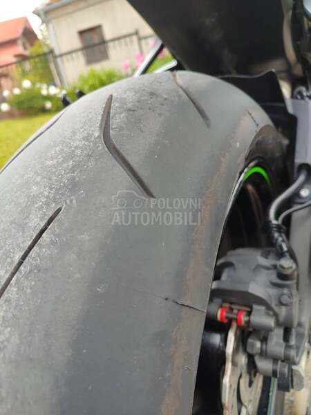 Kawasaki zx10r
