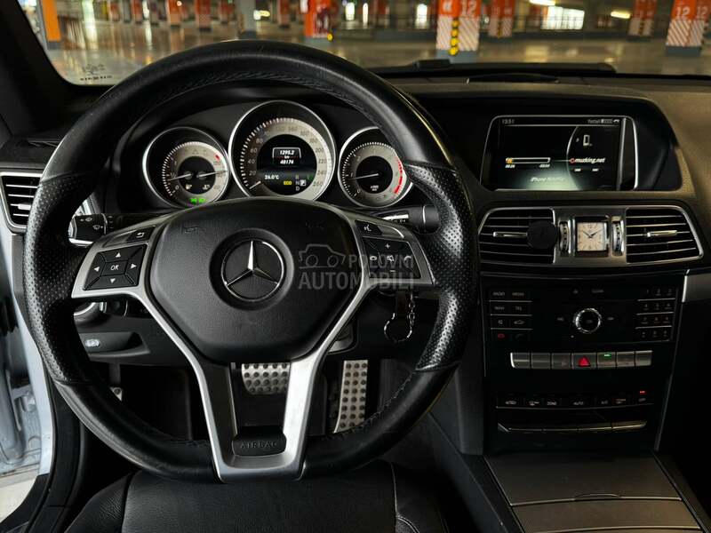 Mercedes Benz E 220 