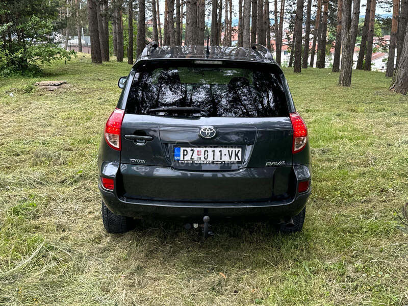 Toyota RAV 4 2.2 d4d