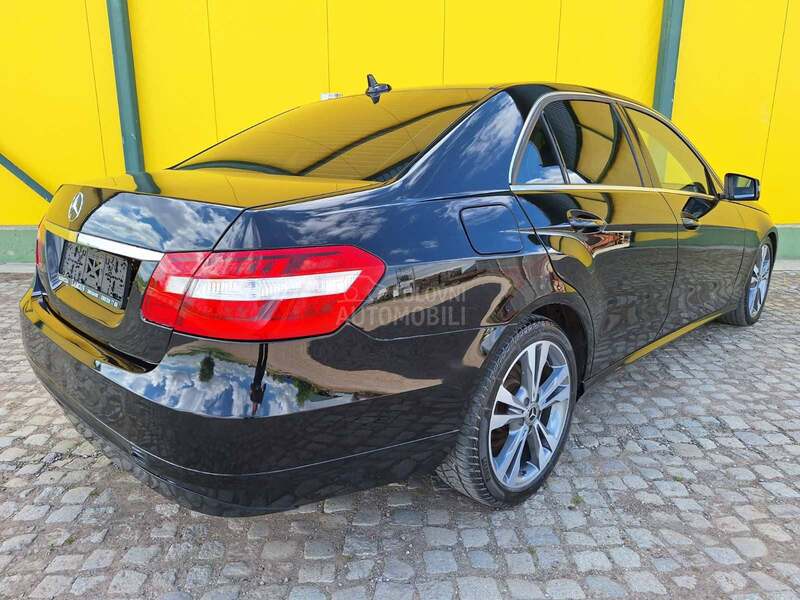 Mercedes Benz E 200 TO.P CENA/F.ULL