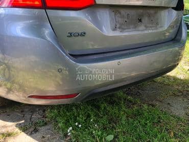 branik za Peugeot 308 od 2014. do 2020. god.