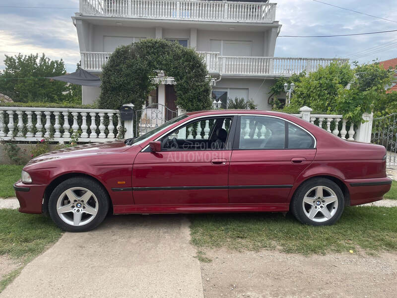 BMW 520 