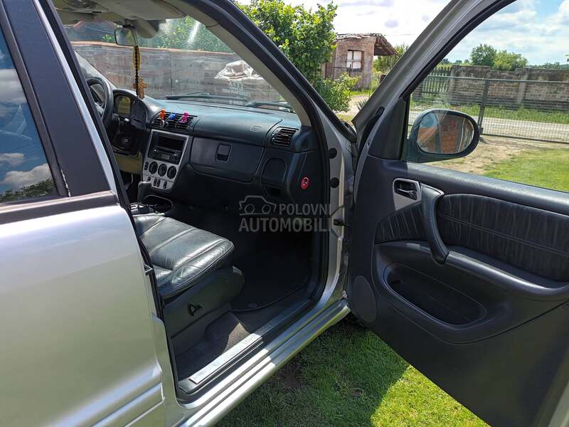 Mercedes Benz ML 270 Cdi
