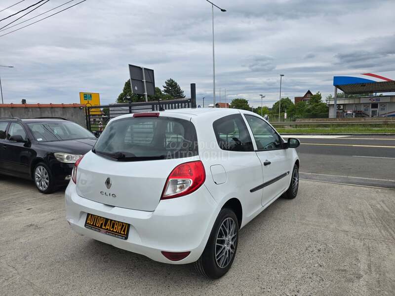 Renault Clio 