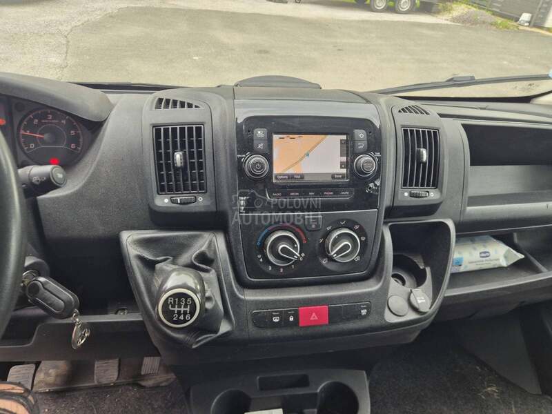 Peugeot Boxer putar