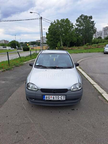 Opel Corsa B 1.0