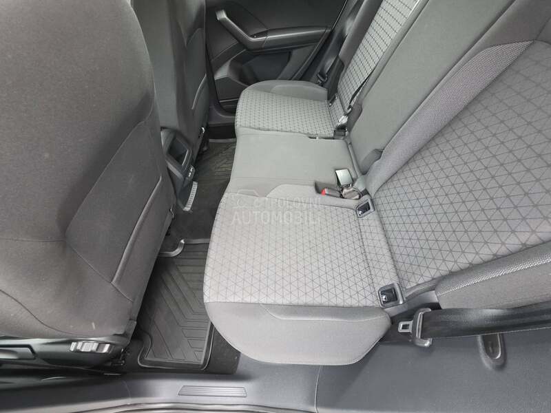 Volkswagen T-Cross LIFE 1.0 TSI DSG