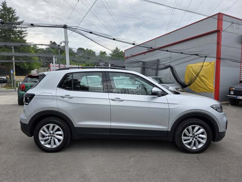 Volkswagen T-Cross LIFE 1.0 TSI DSG