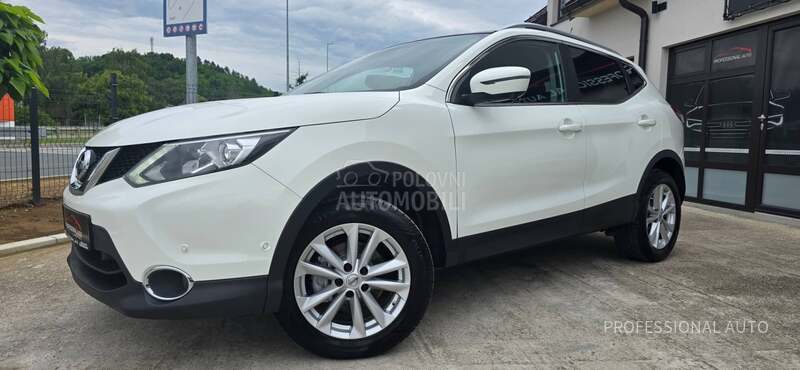 Nissan Qashqai 1.5d/Tekna/Pano/360