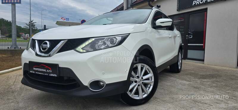 Nissan Qashqai 1.5d/Tekna/Pano/360