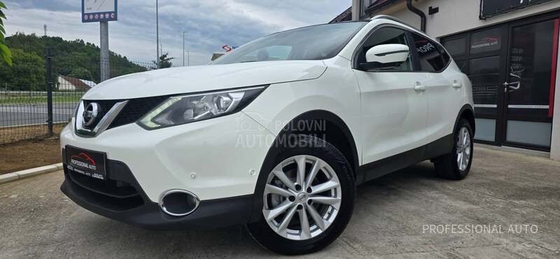 Nissan Qashqai 1.5d/Tekna/Pano/360