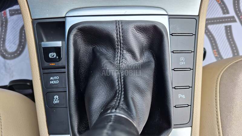 Volkswagen Passat B7 2.0 TDI  HIGH LINE