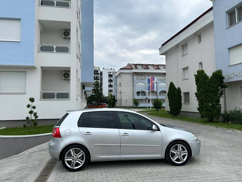 Volkswagen Golf 5 2.0 TDI