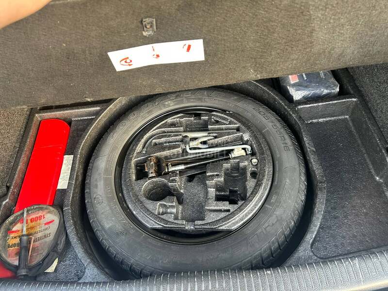 Volkswagen Golf 5 2.0 TDI