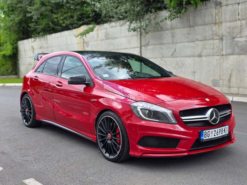 Mercedes Benz A 45 AMG 