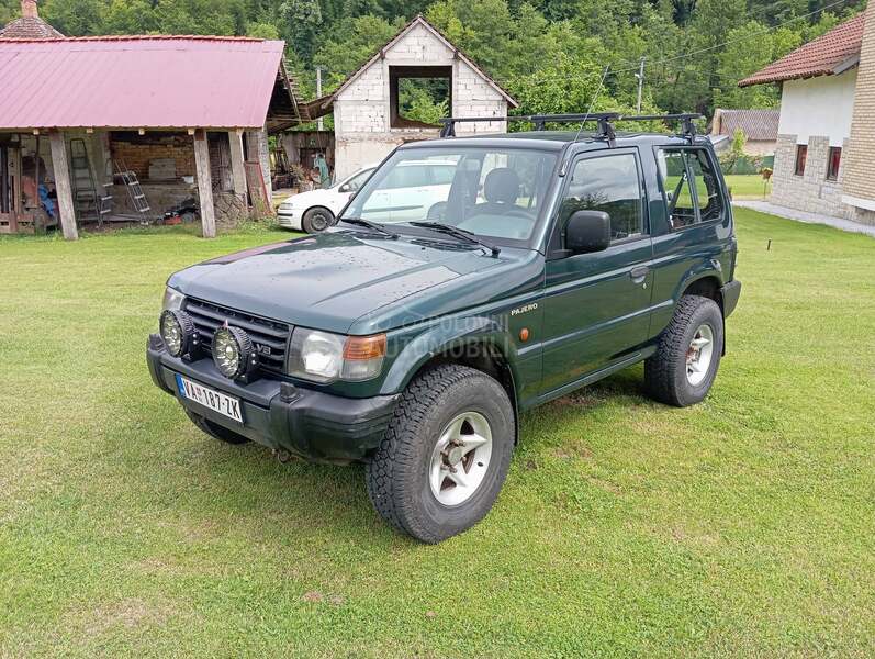 Mitsubishi Pajero 