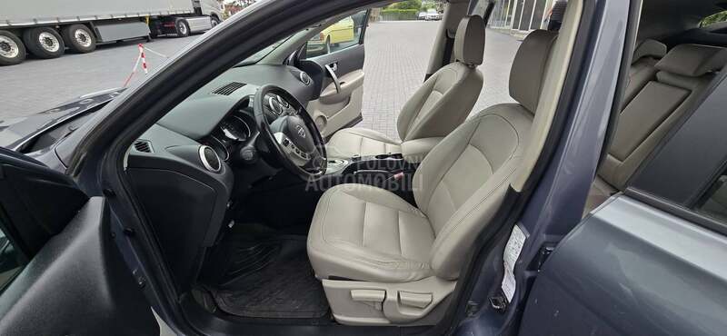 Nissan Qashqai 4x4/AUT/PAN/BOSE