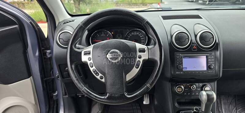 Nissan Qashqai 4x4/AUT/PAN/BOSE