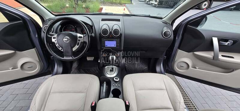 Nissan Qashqai 4x4/AUT/PAN/BOSE