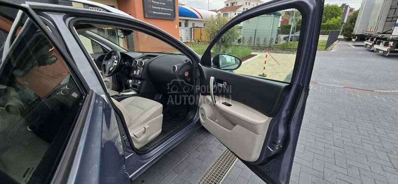 Nissan Qashqai 4x4/AUT/PAN/BOSE