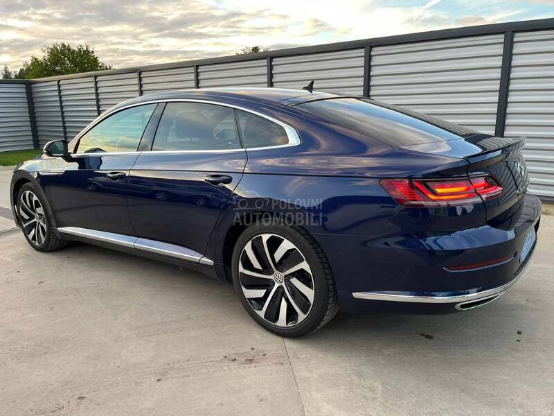 Volkswagen Arteon R LINE/T.OP CEN