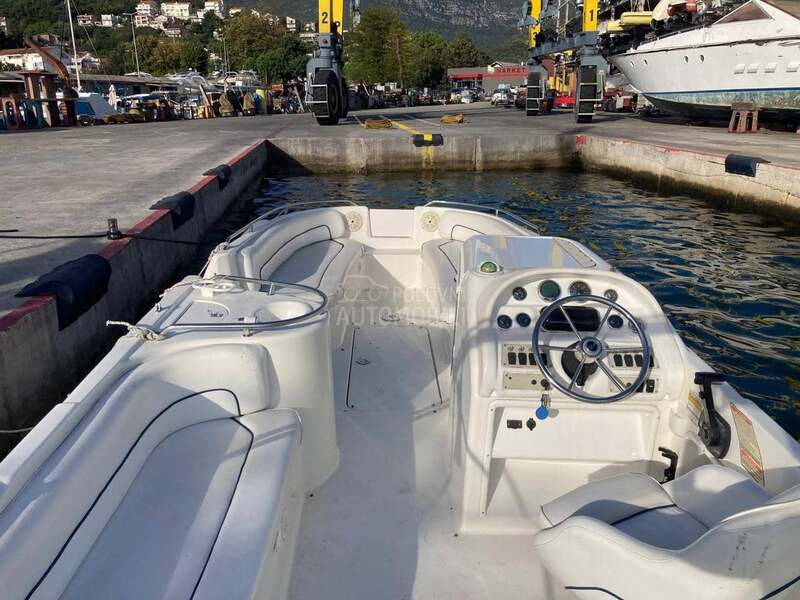 Sea ray 240 Sundeck