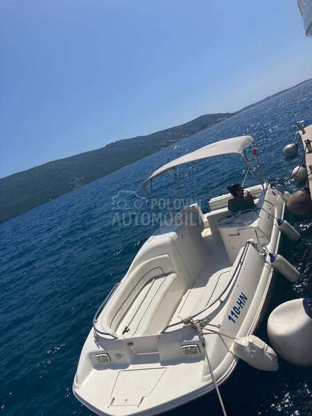 Sea ray 240 Sundeck