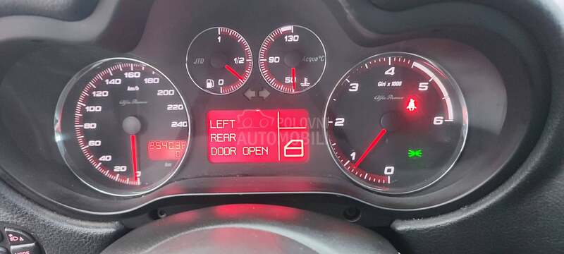 Alfa Romeo 147 1.9 jtdm black line