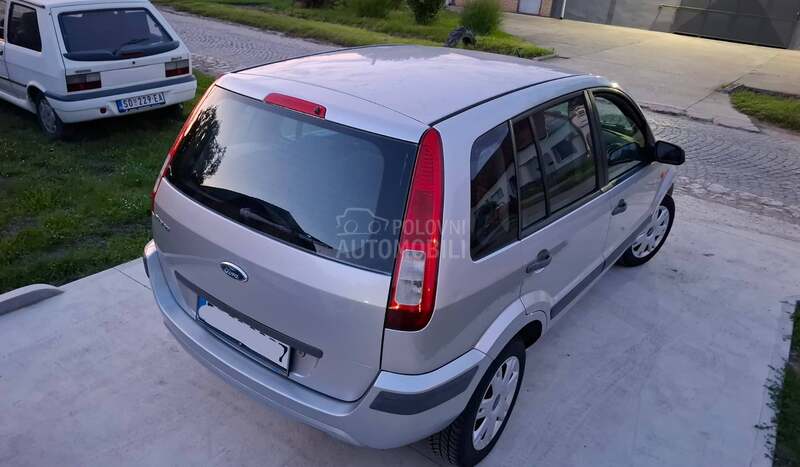 Ford Fusion 1.4 Ben zin Restajl