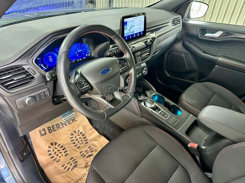 Ford Kuga ST-LINE AUT.
