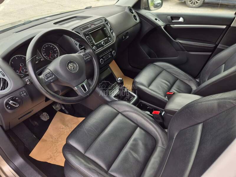 Volkswagen Tiguan 2.0TDI F.u.l.l
