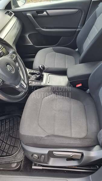 Volkswagen Passat B7 1.6TDI BLUEMOTION