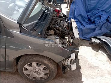 Desno krilo za Peugeot 308