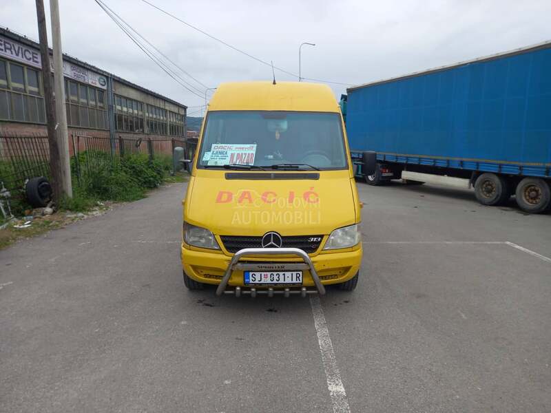Mercedes Benz 313 cdi sa 18 sed