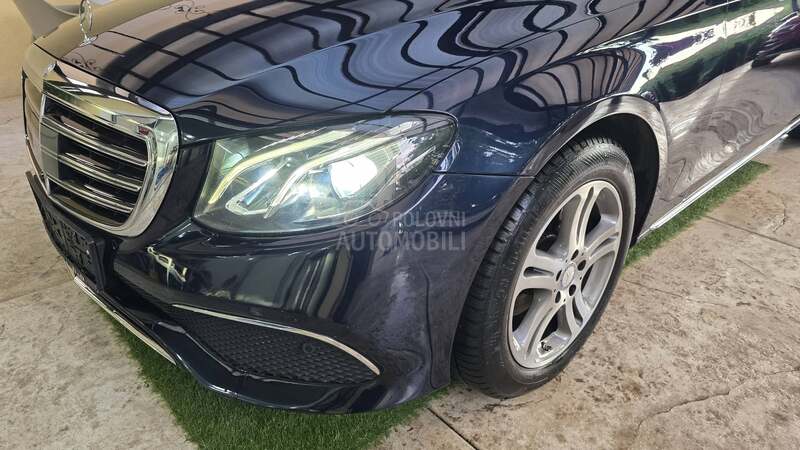 Mercedes Benz E 220 NOV