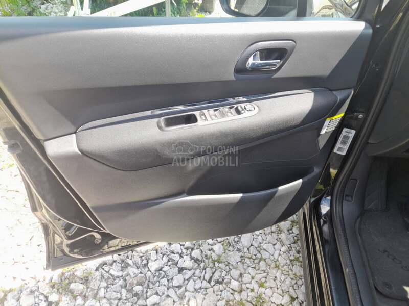 Peugeot 3008 1.6 HDI