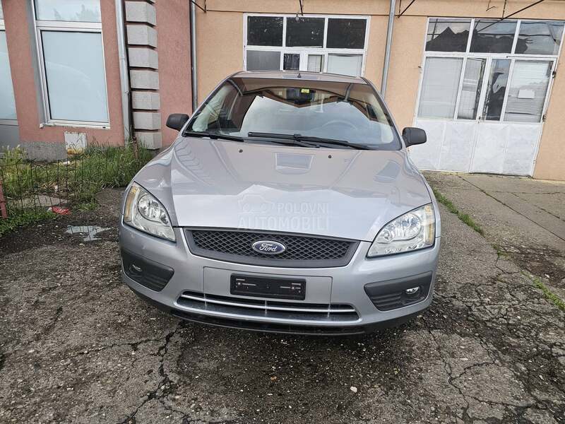 Ford Focus C.H