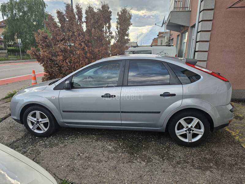 Ford Focus C.H