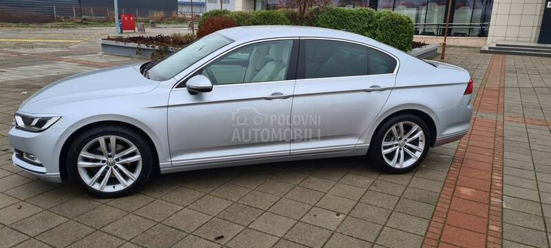 Volkswagen Passat B8 2.0 DSG HIGHLINE
