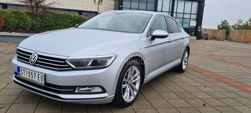Volkswagen Passat B8 2.0 DSG HIGHLINE