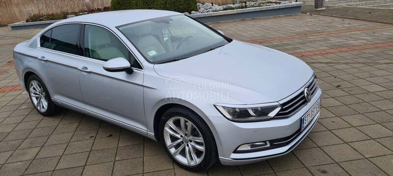 Volkswagen Passat B8 2.0 DSG HIGHLINE