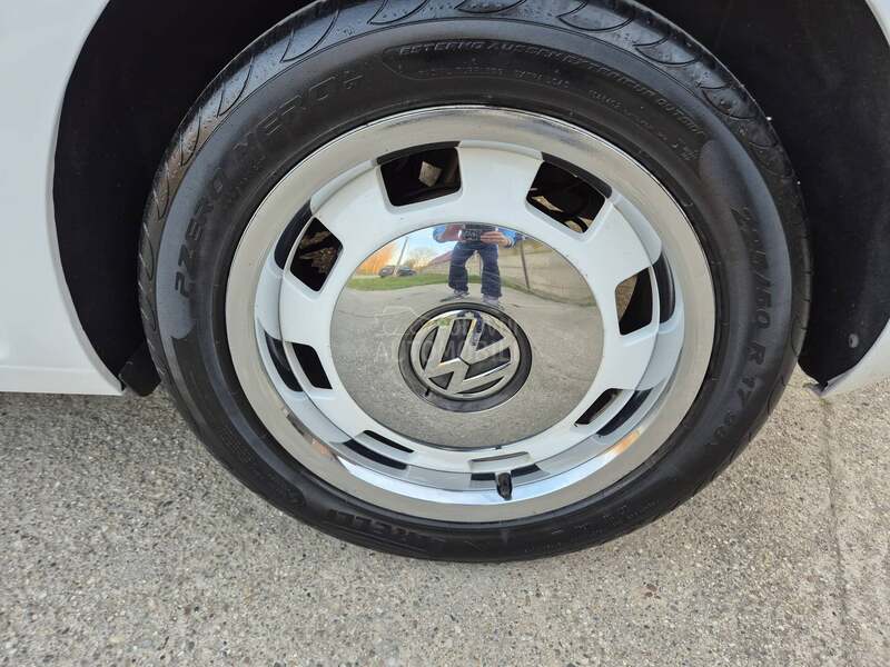 Volkswagen Nova Buba 1.6 TDI