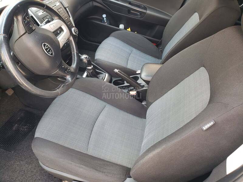 Kia cee`d sw CRDi