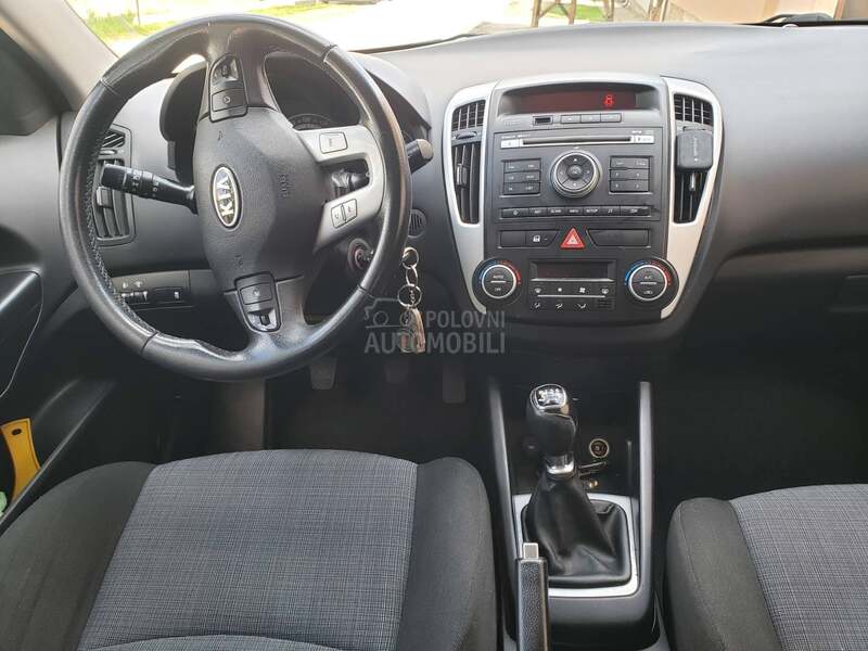 Kia cee`d sw CRDi