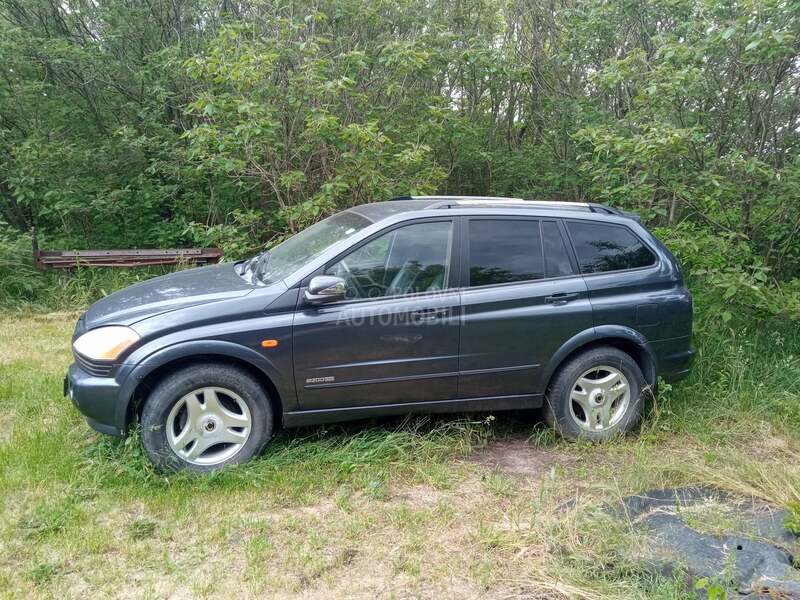 SsangYong Kyron 