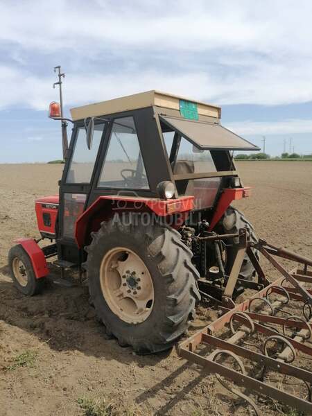 Zetor 7011