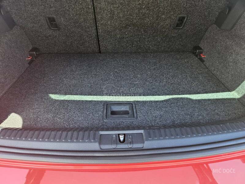 Volkswagen Polo 1.2 tsi xenon led